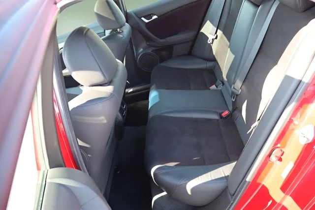 Used 2012 Red Acura 2.4 image 38