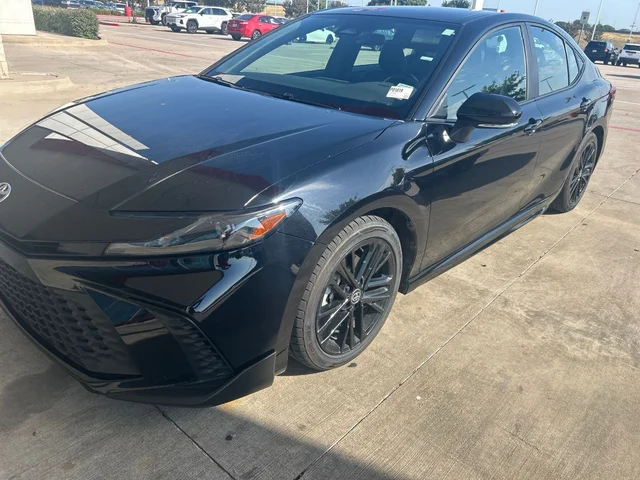 Pre-Owned 2025 Toyota Camry SE