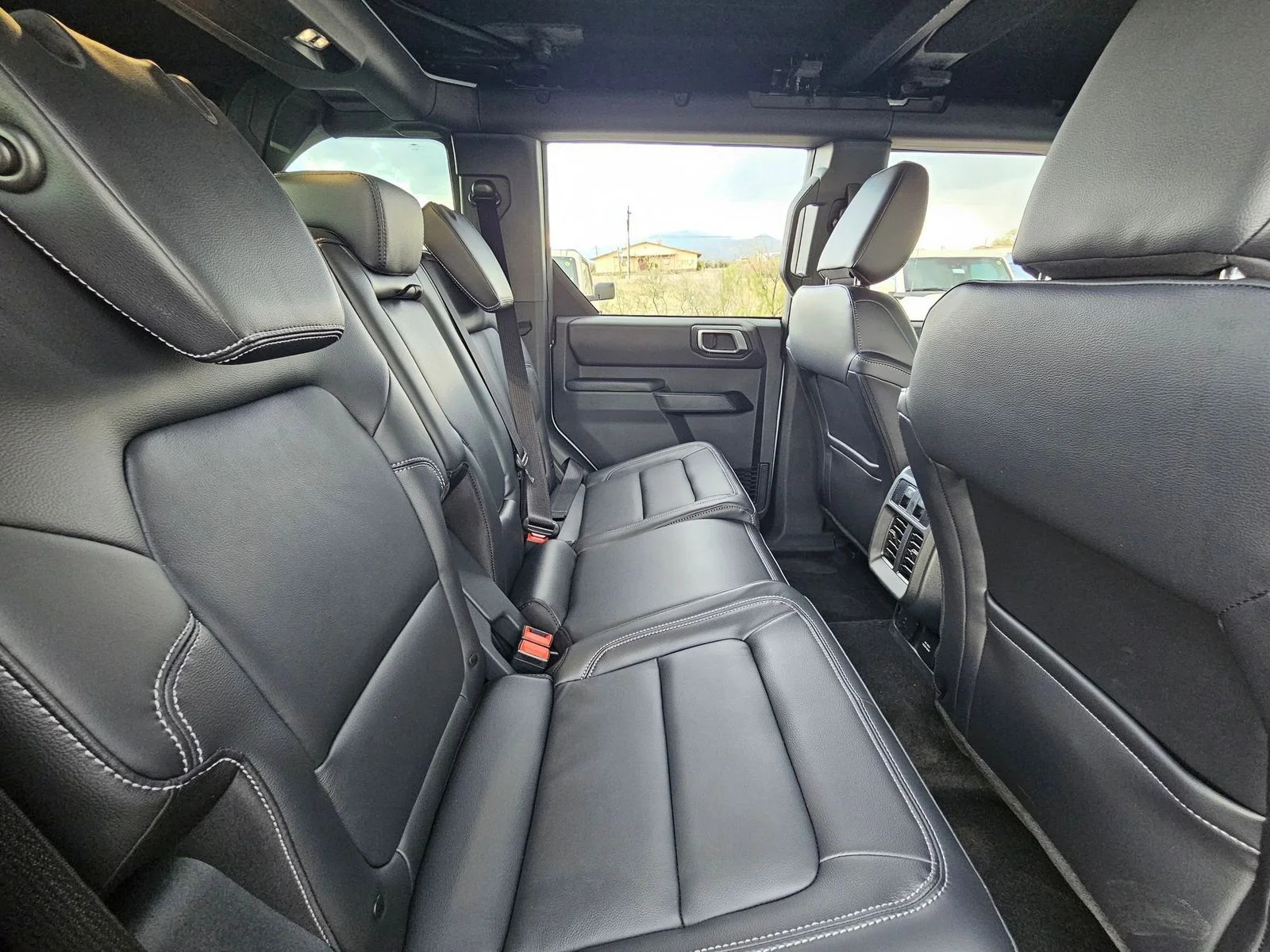 New 2026 Avalanche Ford Outer Banks® image 29