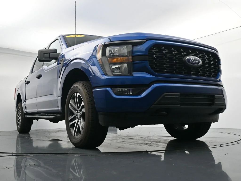 Used 2023 Blue Ford XL image 26