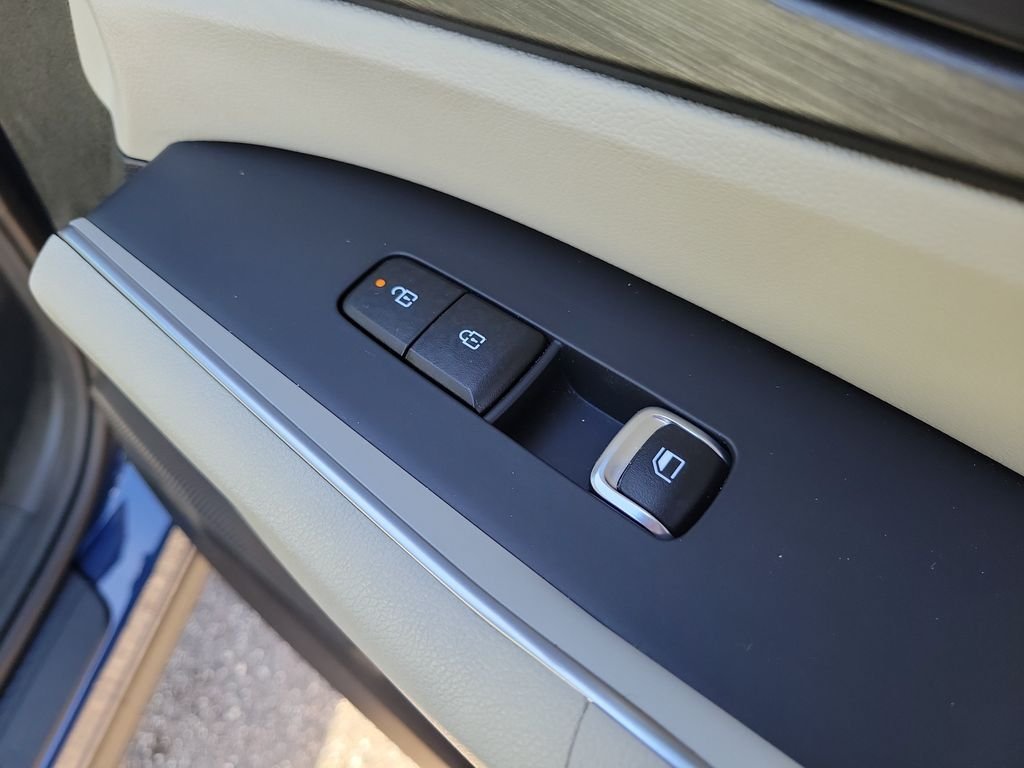 Certified Used 2025 Midnight Lake Blue Kia X-Line EX image 10