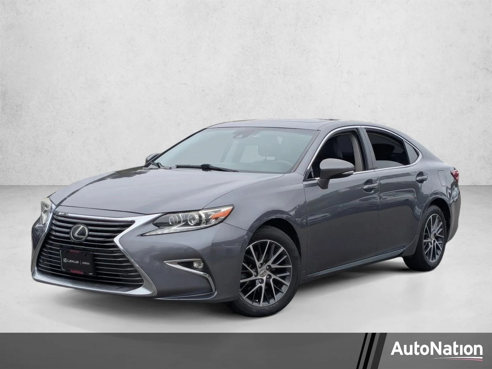 2016 Lexus ES 350 350's photo