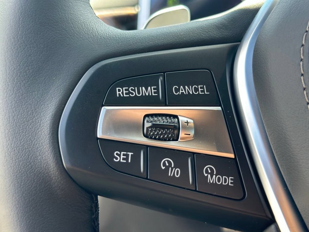 New 2026 Skyscraper Grey Metallic BMW xDrive40i image 31