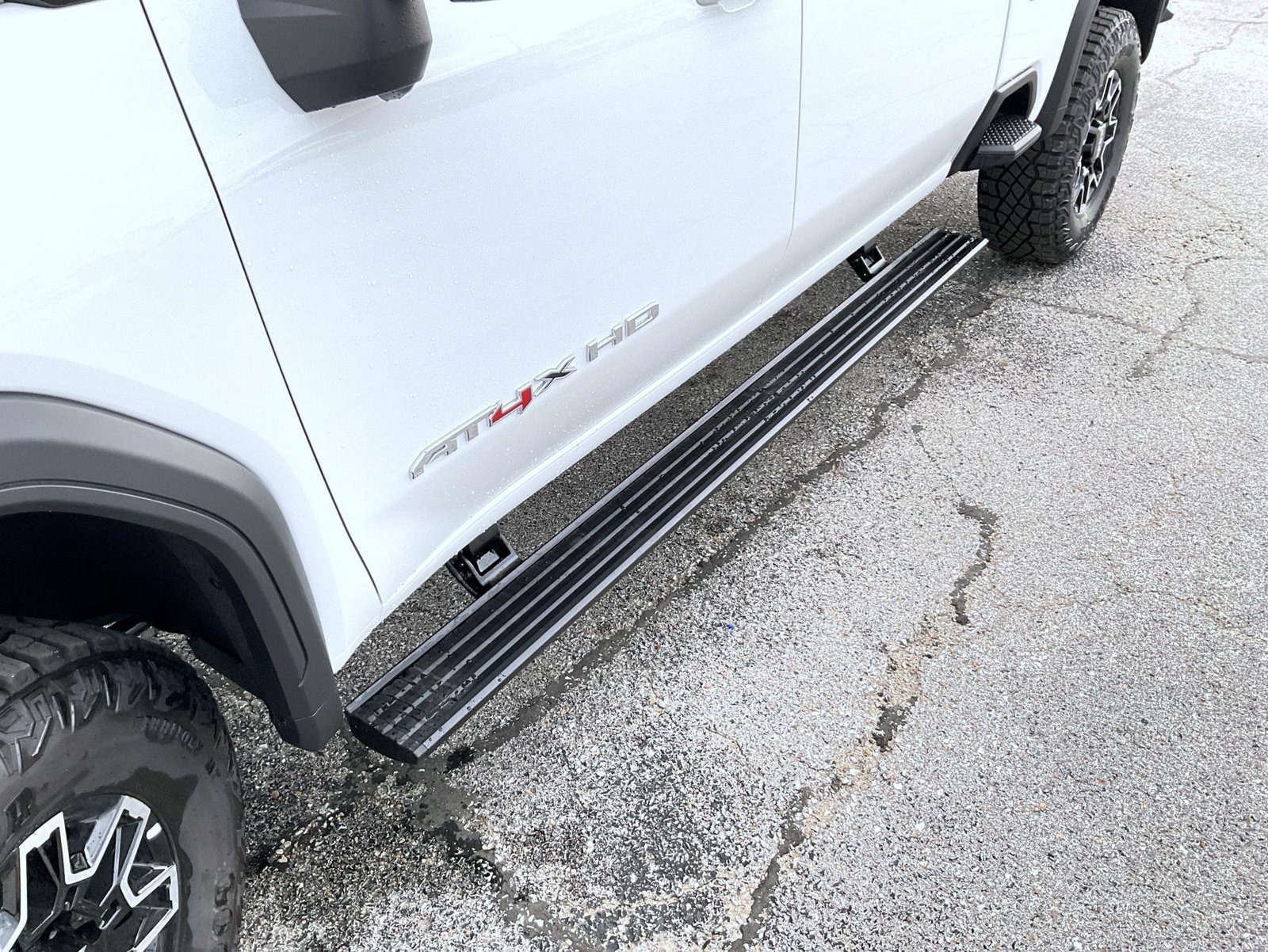 2026 GMC Sierra 2500HD AT4X - Photo 21