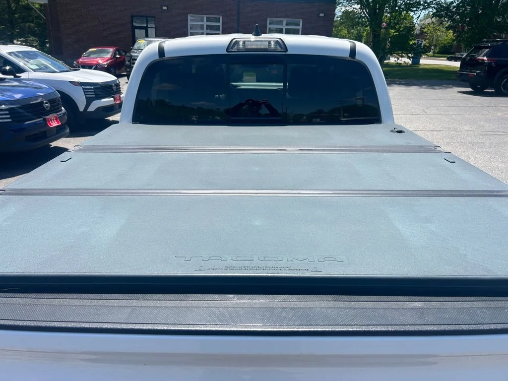 Used 2019 Super White Toyota TRD Off Road V6 image 18
