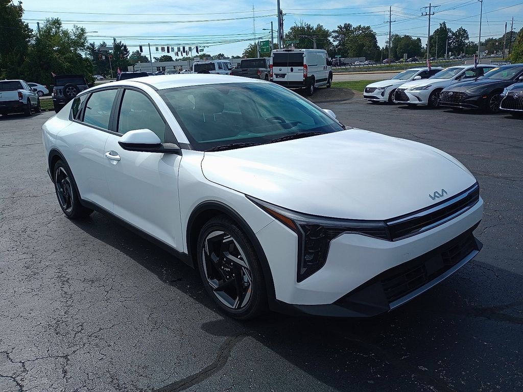 2025 Kia K4 EX
