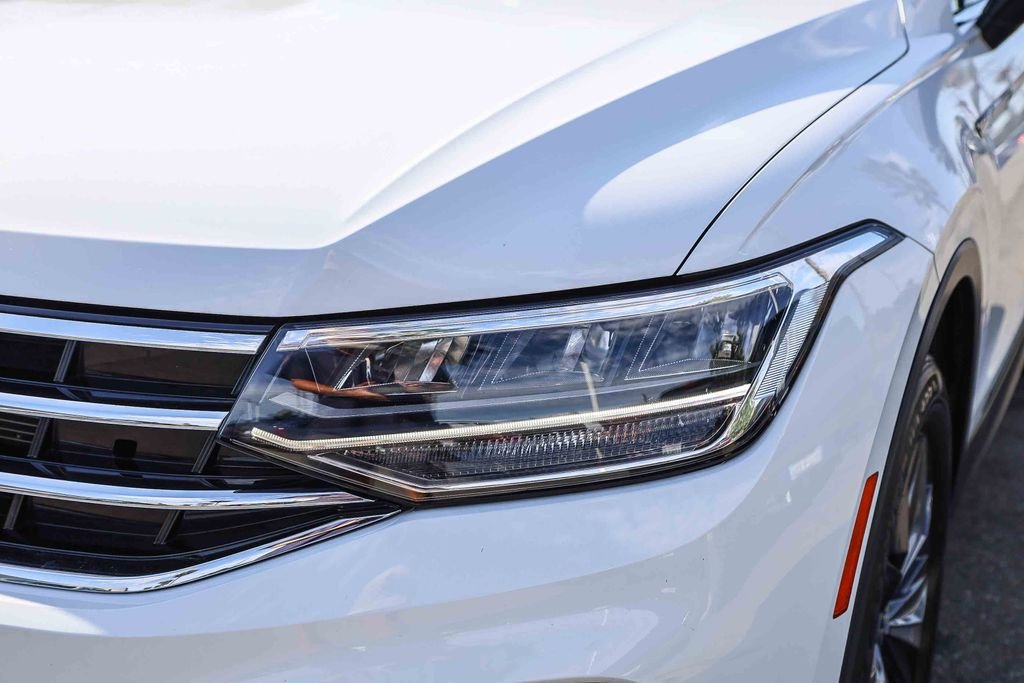 2022 Volkswagen Tiguan SE - Photo 10
