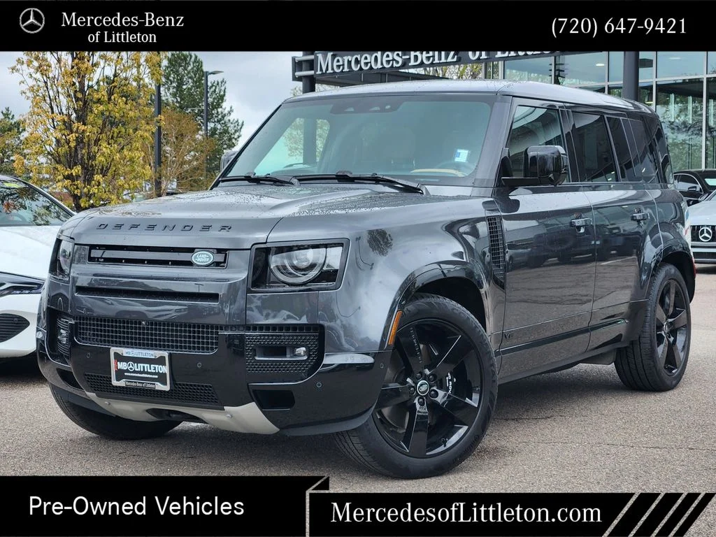 2025 Land Rover Defender 110 V8 P525's photo