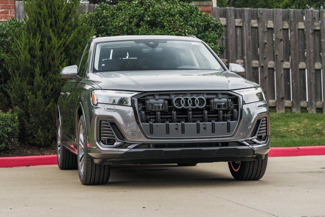 2026 Audi Q7 Premium Plus