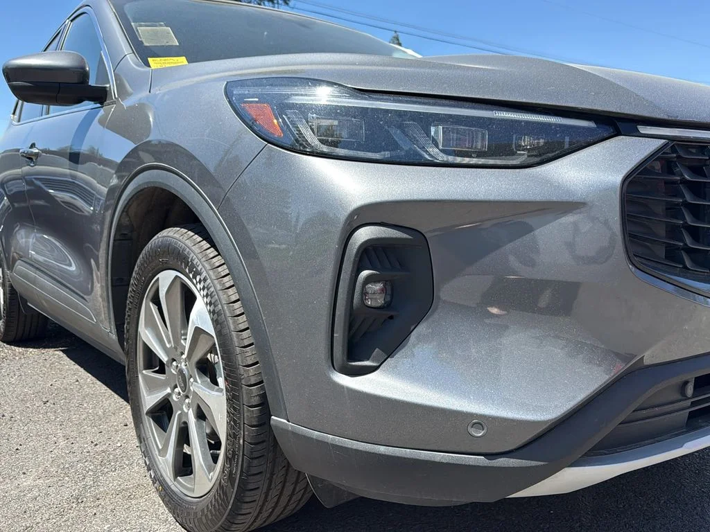 Used 2024 Carbonized Grey Metallic Ford Platinum image 30