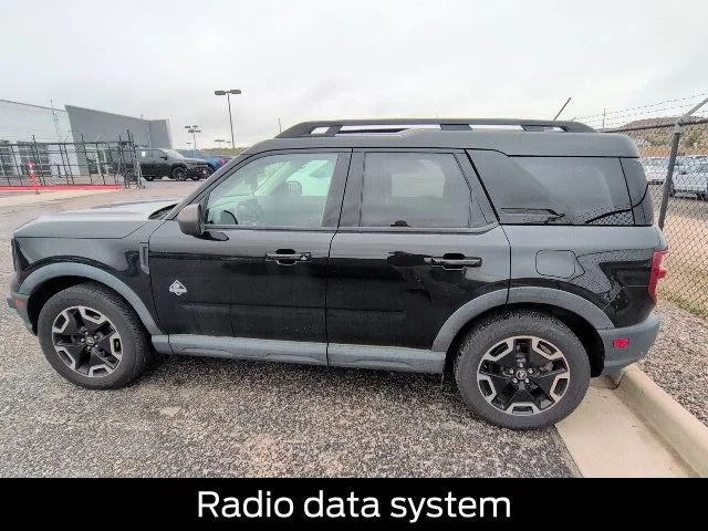 Used 2022 Black Ford Outer Banks image 9