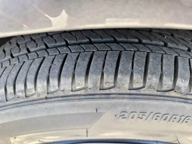 Used 2025 Gray Nissan S image 28