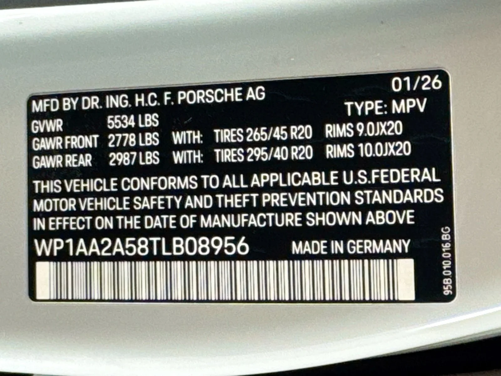 Used 2026 Chalk Porsche T image 26