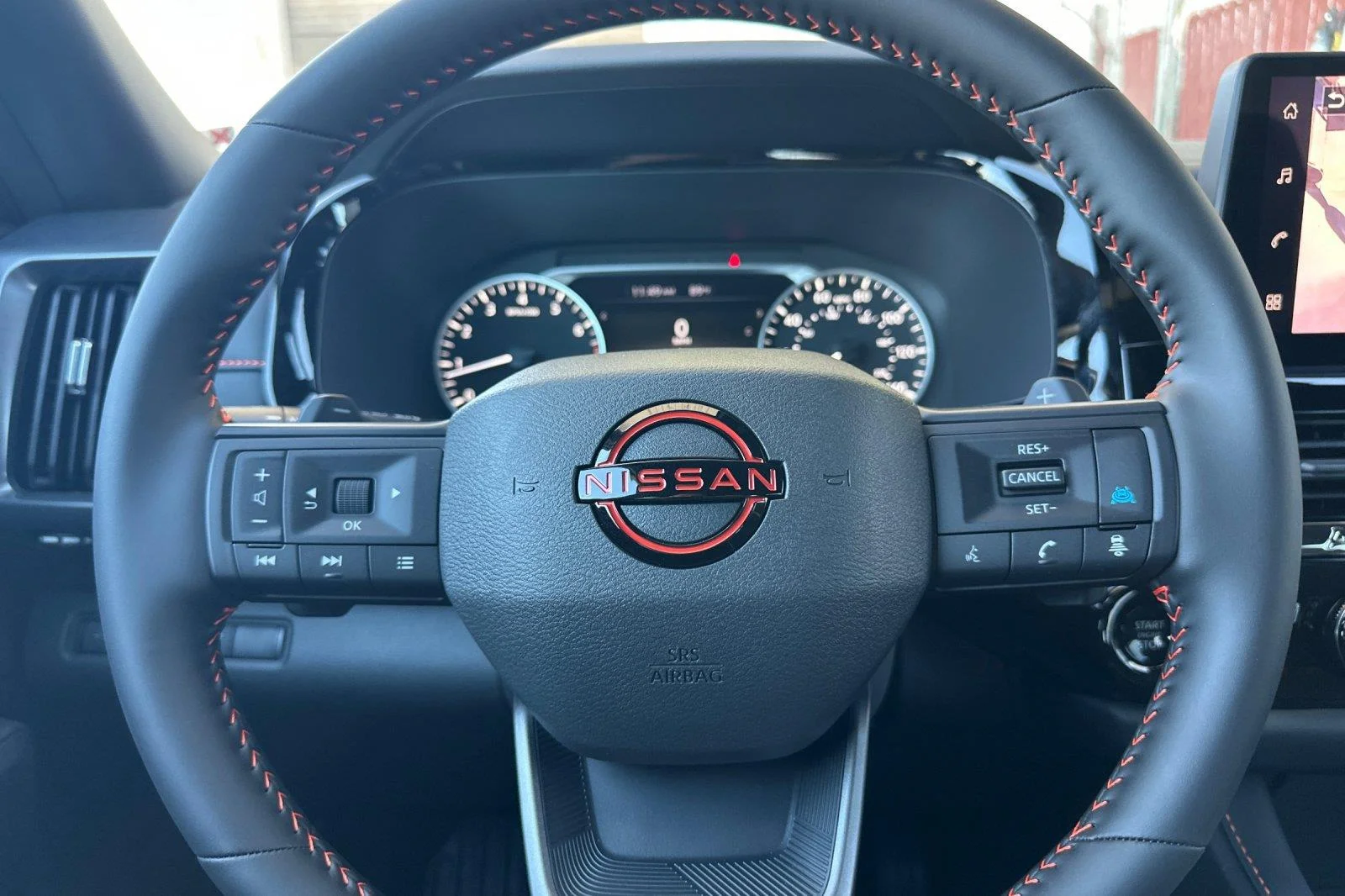 New 2026 Everest White Pearl TriCoat Nissan Rock Creek® image 23