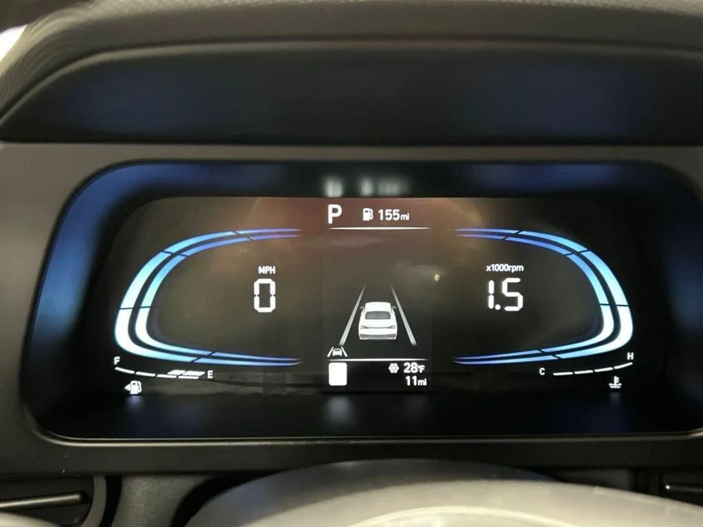 2025 Hyundai Elantra SEL - Photo 25