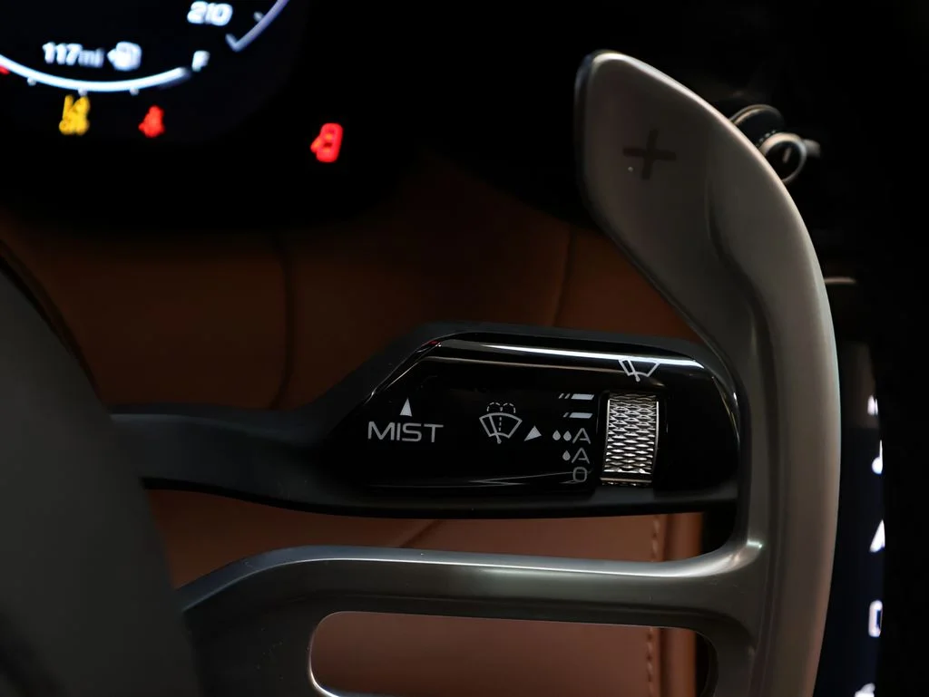 New 2026 Nero Assoluto Metallic Maserati Base image 38