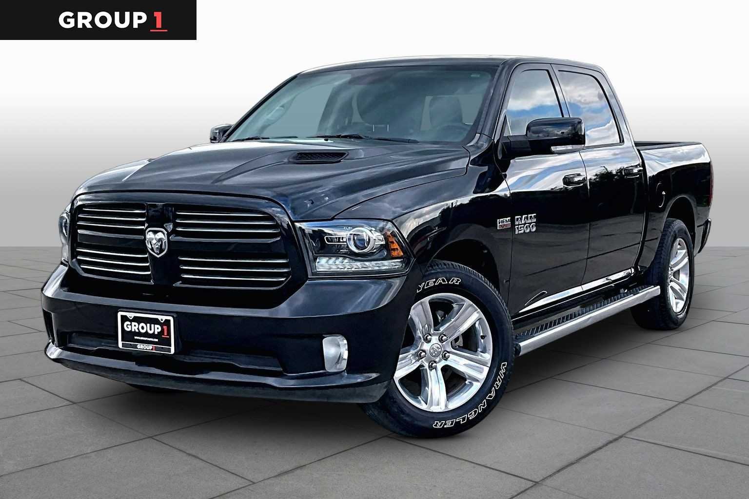 2017 RAM 1500 Pickup Sport