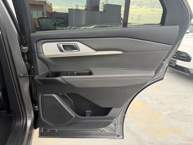 Used 2025 Gray Ford Active image 16