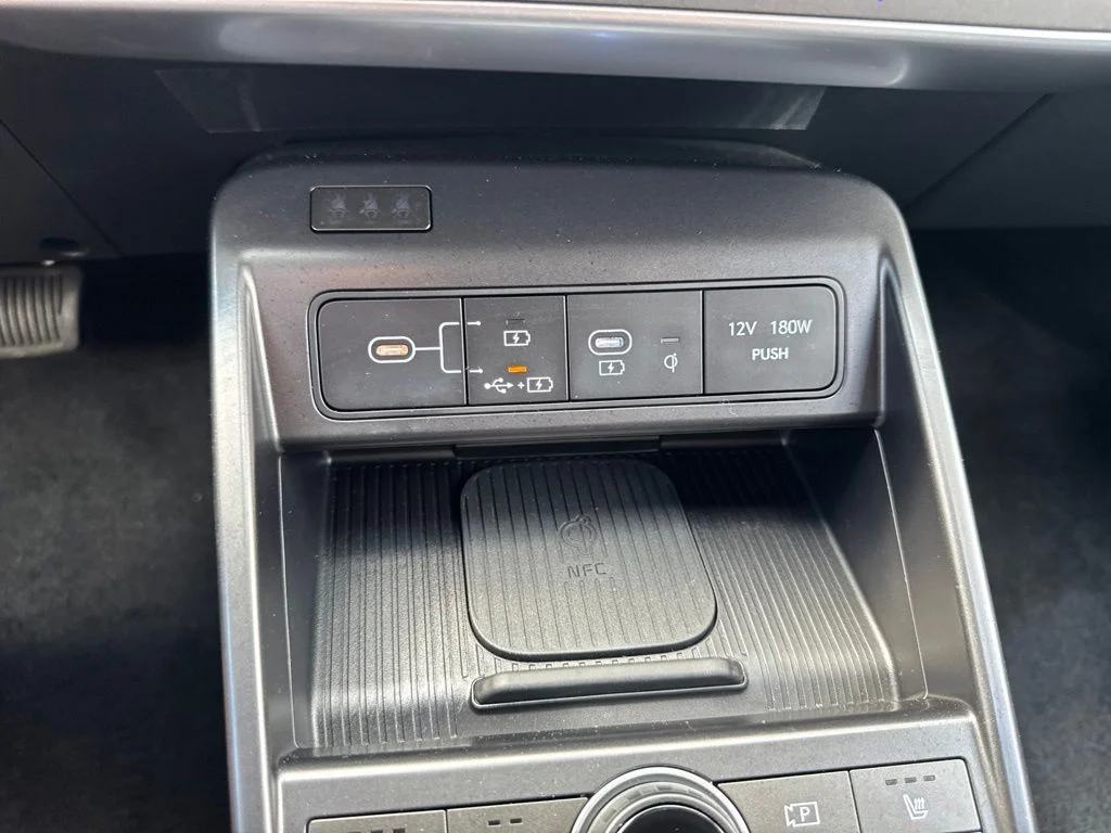 Used 2025 Orange Hyundai Limited image 20