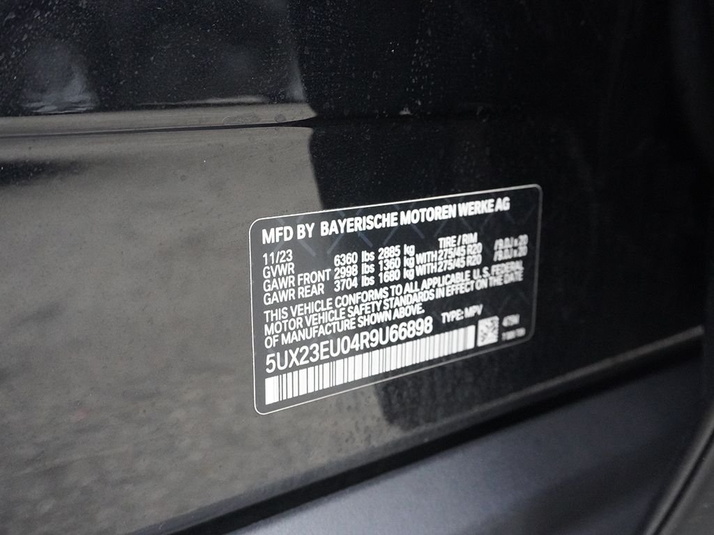 Used 2024 Black BMW xDrive40i image 57