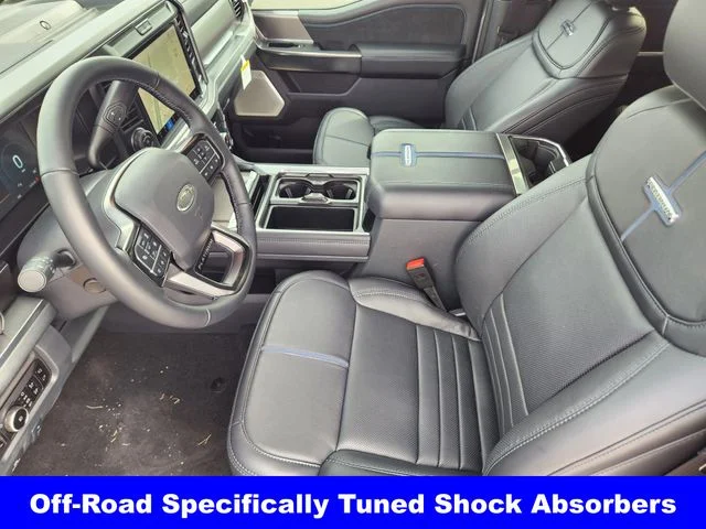2026 Ford F-250 Super Duty Platinum - Photo 13