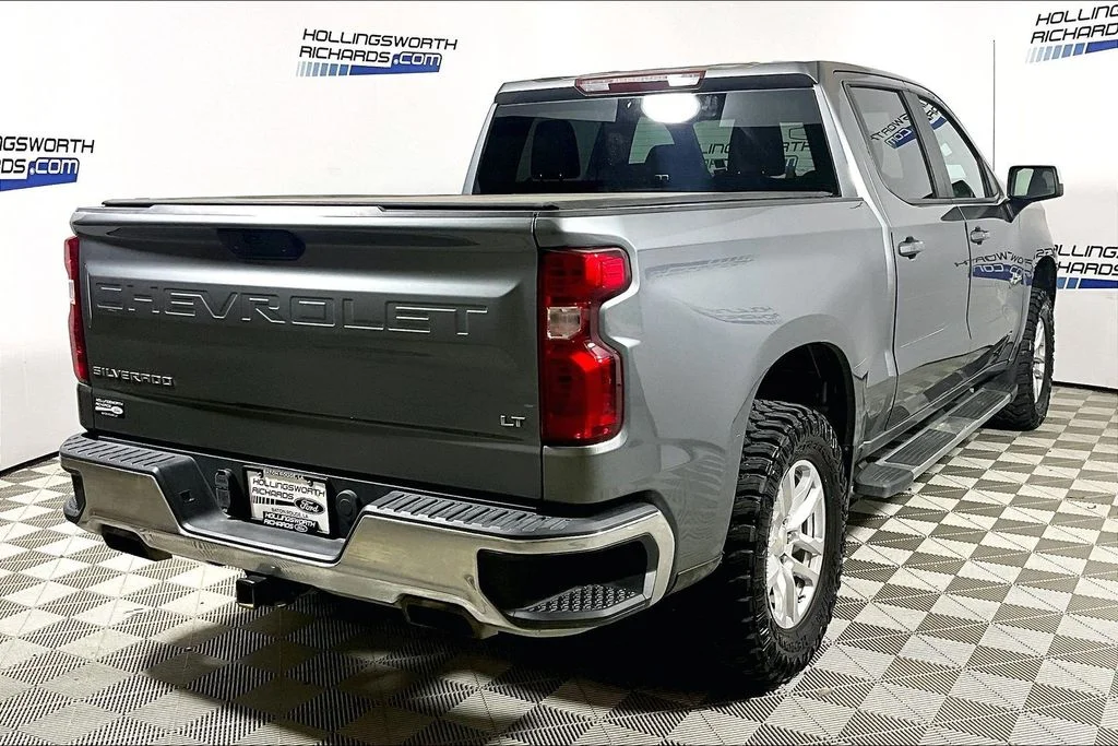 Used 2021 Satin Steel Metallic Chevrolet LT image 8