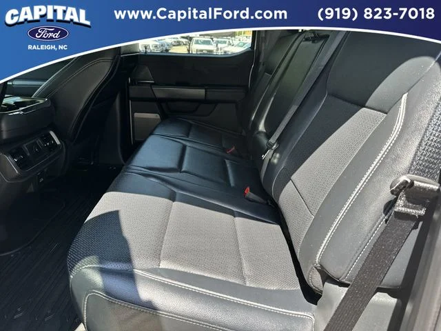 Used 2025 White Ford Lariat image 18