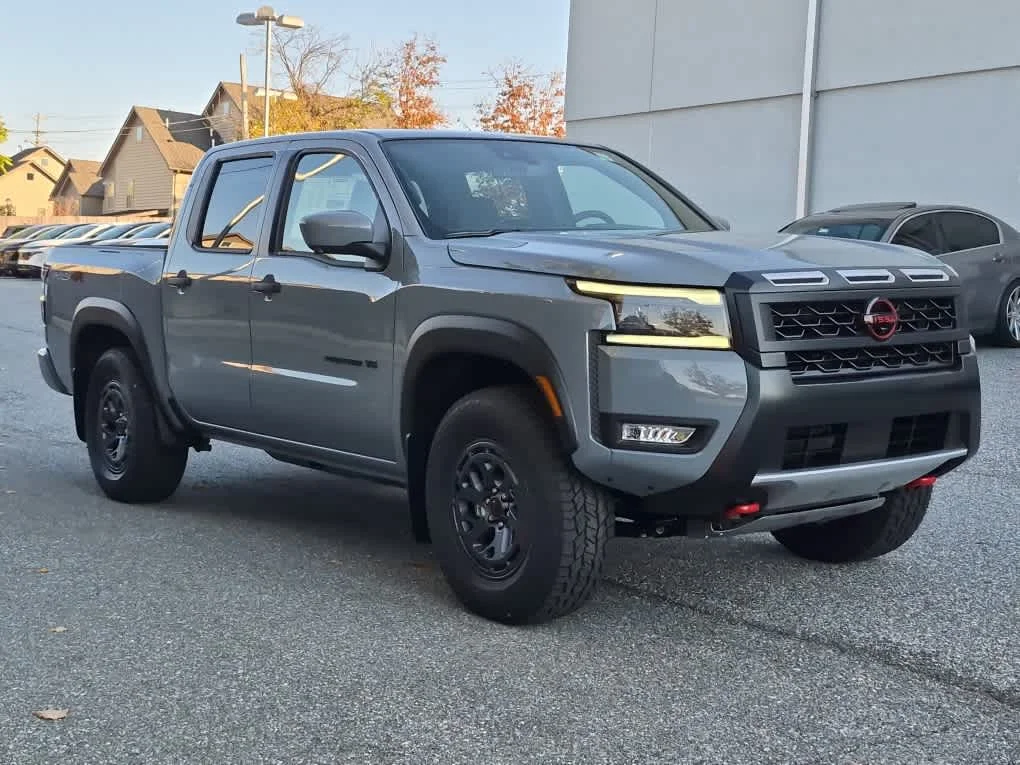 New 2027 GRAY Nissan PRO-4X image 2