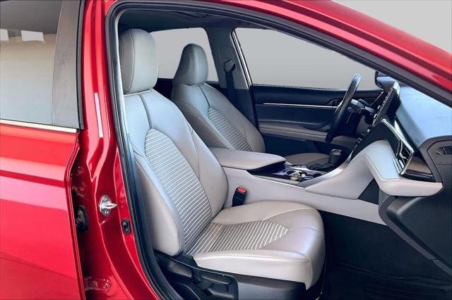 Certified Used 2022 SUPERSONIC RED Toyota  image 8