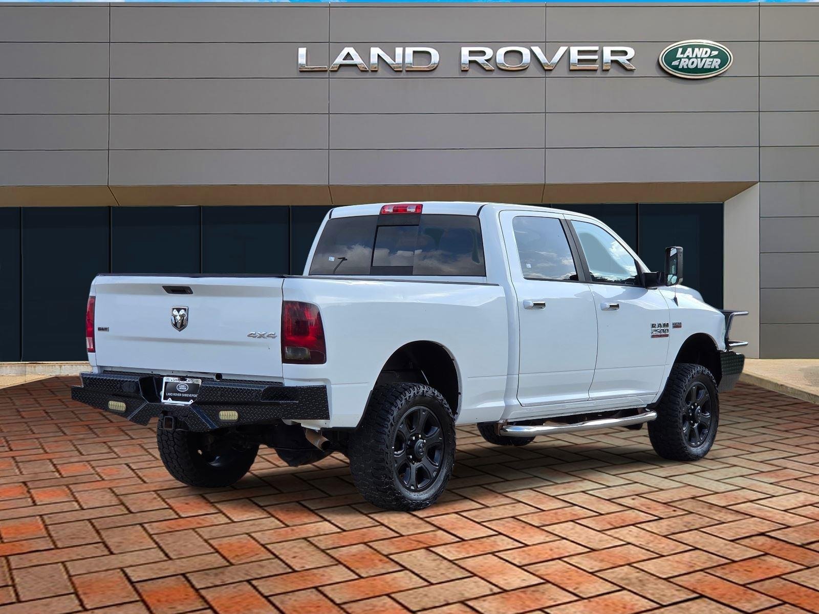 Used 2015 Bright White Clearcoat Ram SLT image 4
