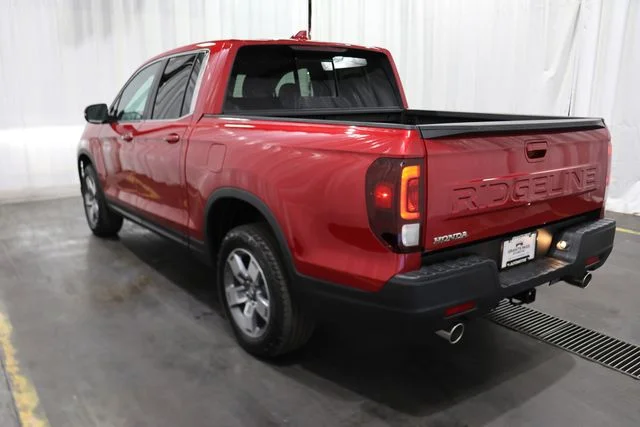 New 2026 Radiant Red Metallic II Honda RTL image 6