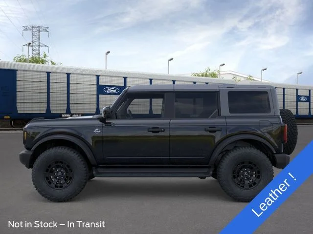 New 2026 Shadow Black Ford Outer Banks® image 3