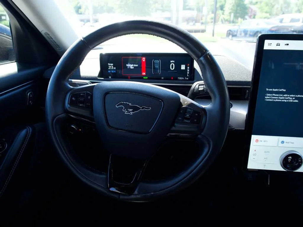 Used 2021 Gray Ford Select image 27