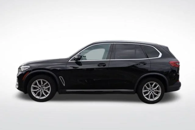 Used 2020 Black BMW xDrive40i image 7