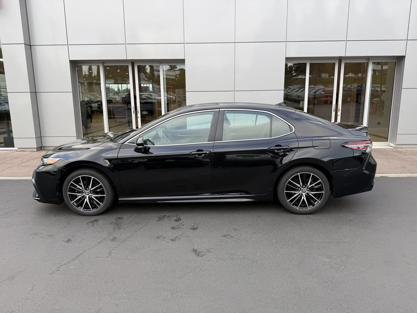 Used 2024 Midnight Black Metallic TOYOTA  image 2