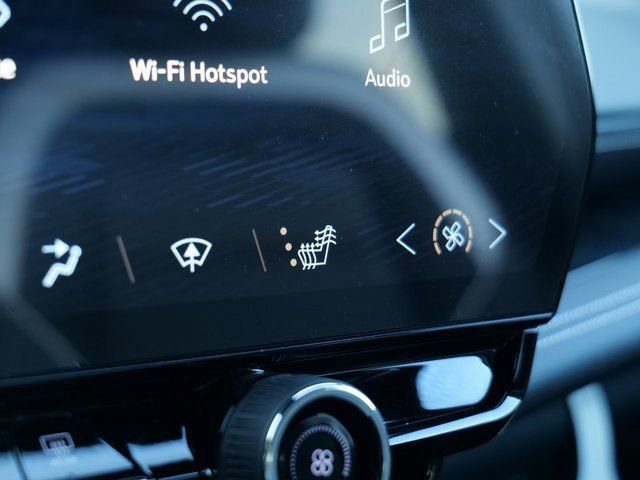 2025 Chevrolet Blazer EV LT - Photo 5