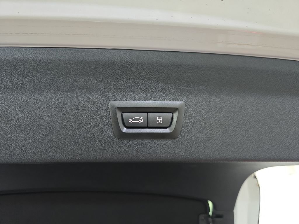 Certified Used 2024 Alpine White BMW xDrive30i image 28