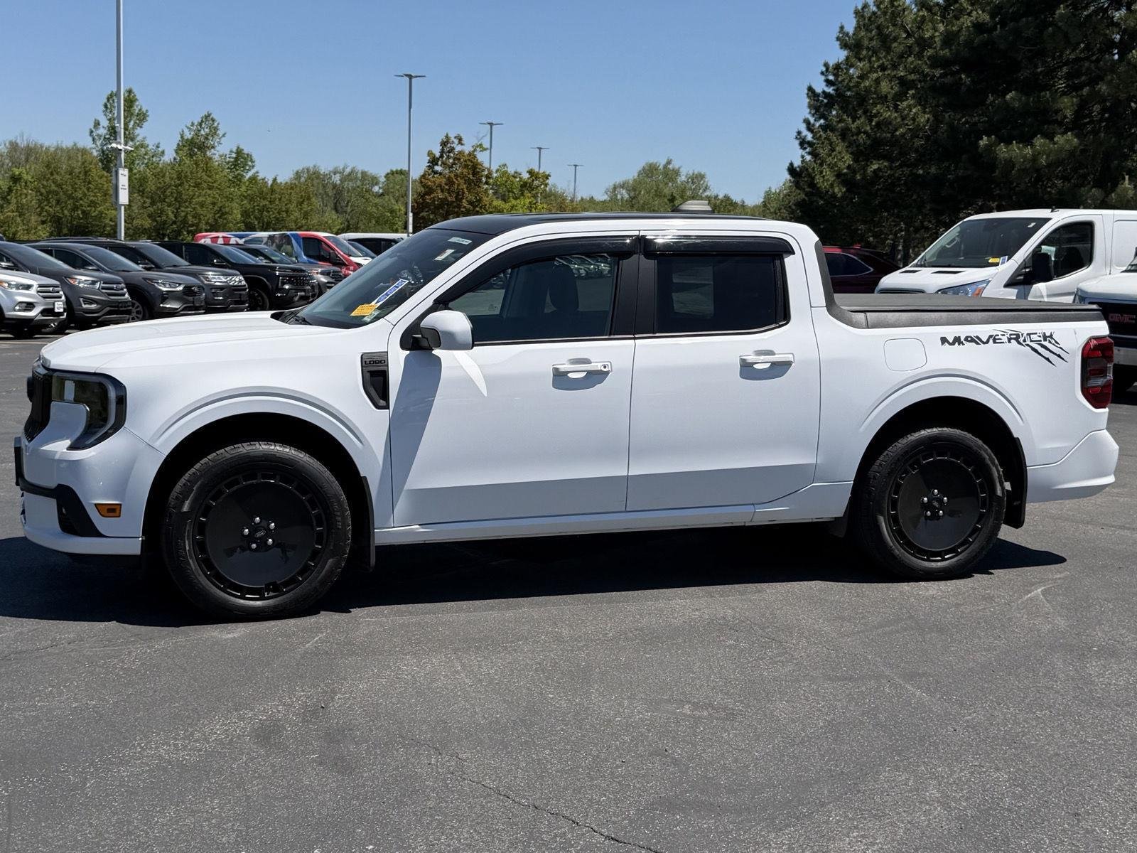 Used 2025 Oxford White Ford Lobo image 6