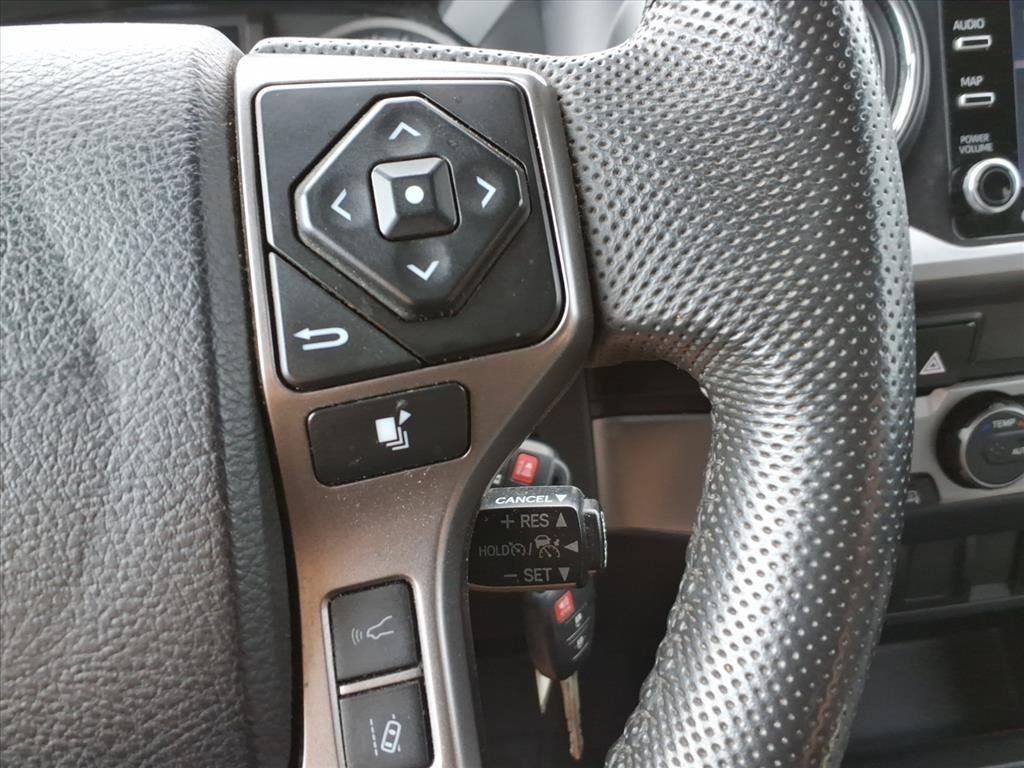 Used 2022 Midnight Black Metallic Toyota SR5 V6 image 19
