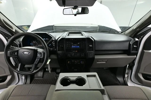 Used 2016 White Ford XL image 17