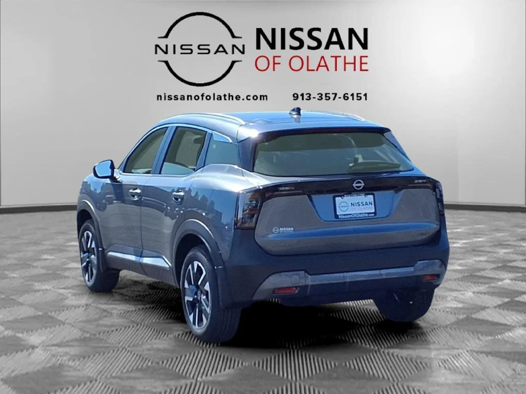 New 2027 Gray Nissan SV image 3