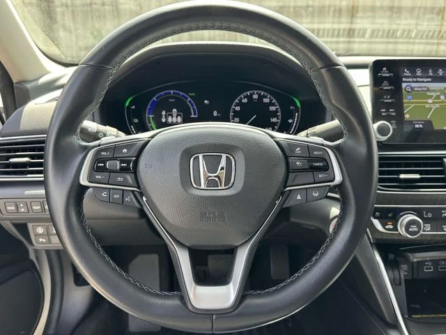 Used 2021 White Honda Touring image 18
