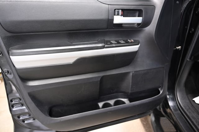 Used 2020 Black Toyota SR5 image 28