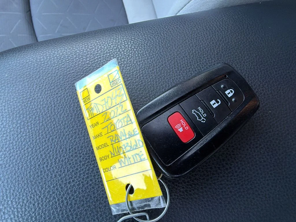 Used 2022 White Toyota XLE image 43