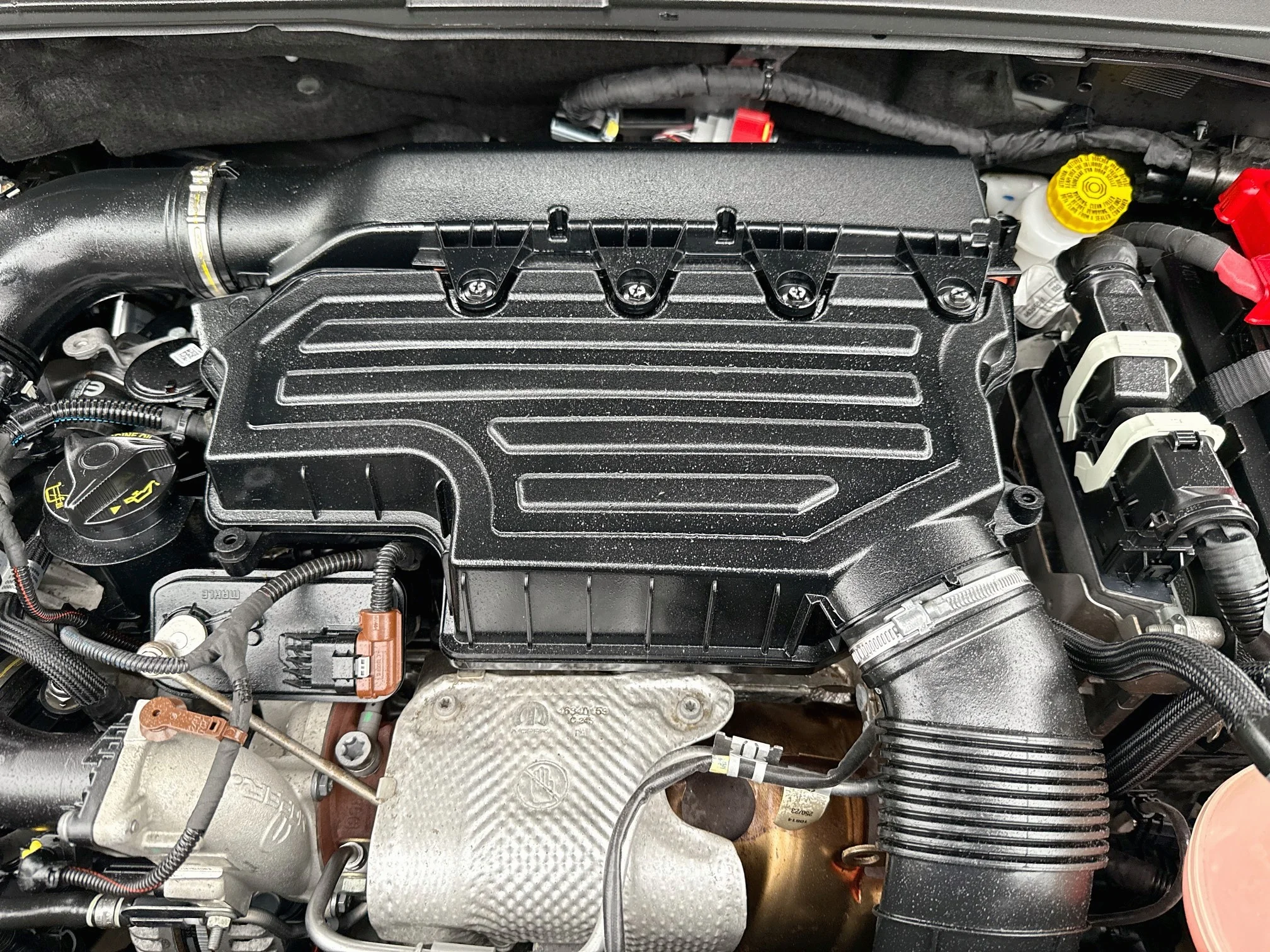 Used 2023 Black Clearcoat Jeep Latitude image 29