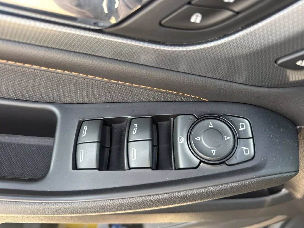 Used 2019 Black Chevrolet Premier image 40