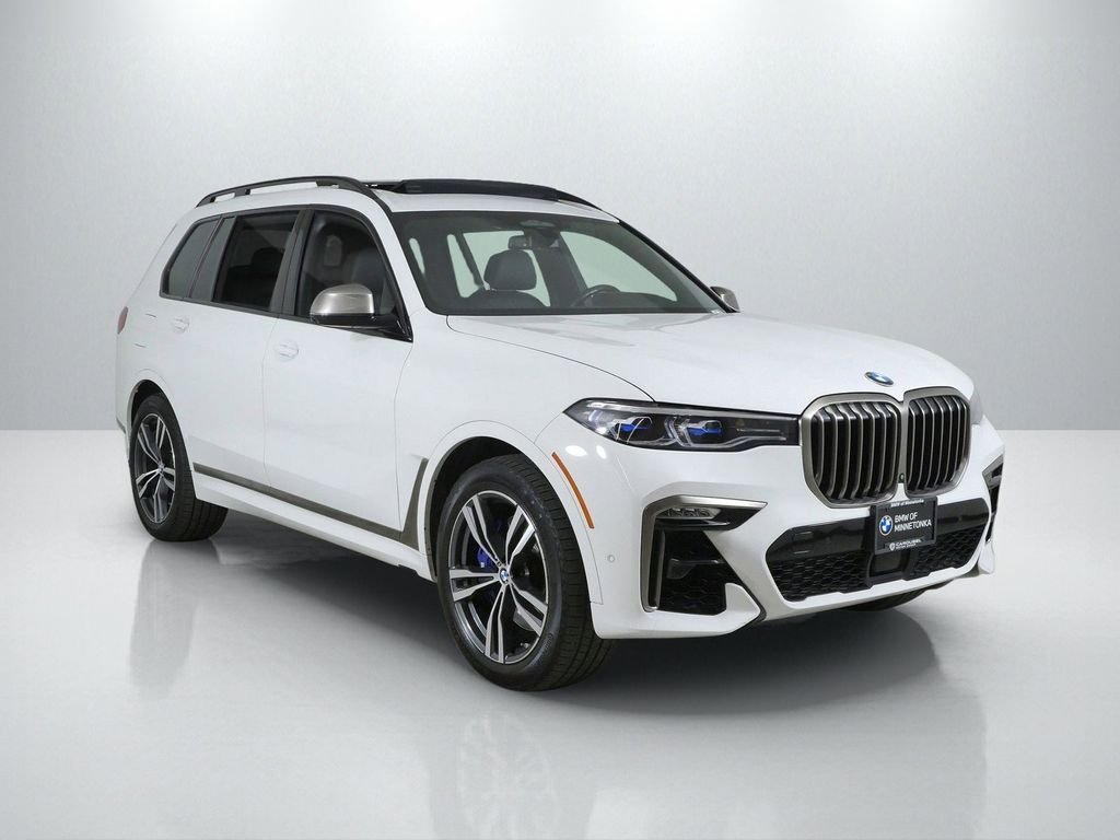 Used 2022 Alpine White BMW M50i image 8