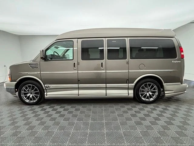 Used 2012 Special Paint GMC Explorer Limited SE image 14