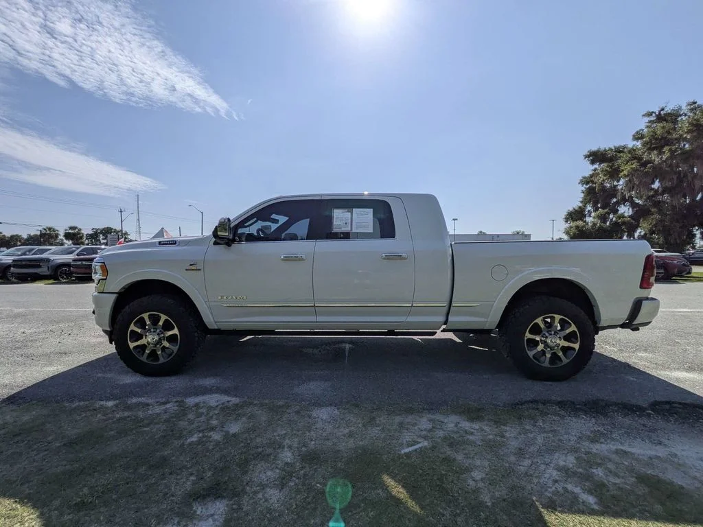Used 2022 White Ram Limited image 6