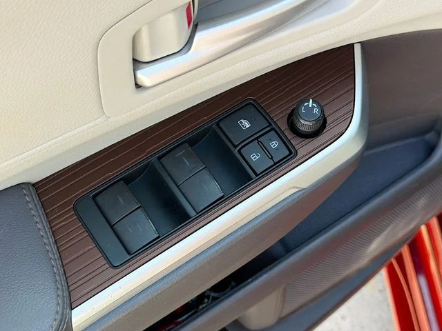 Used 2022 Red Toyota XLE image 18